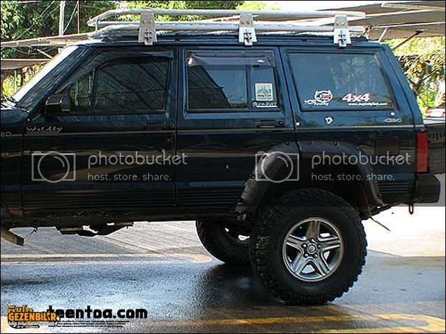 032_pit7-10_r600.jpg
