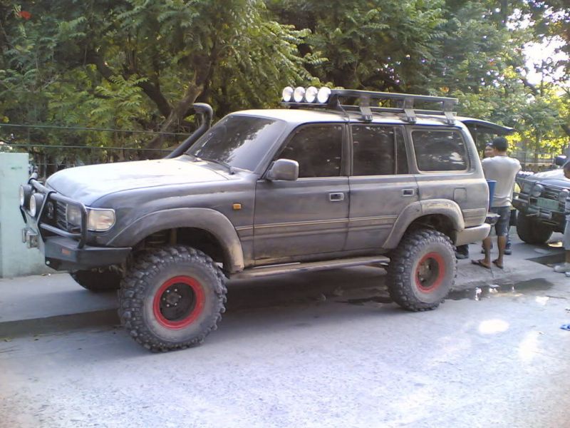 04092005.jpg