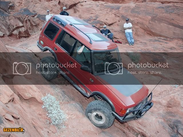 0605or_03_z1996_land_rover_discover.jpg