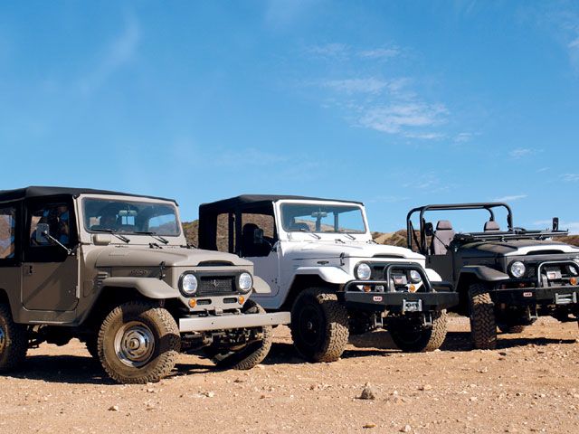 0704dp_10_z+toyota_fj40_turbo_diesel_engine_swap+land_cruisers.jpg