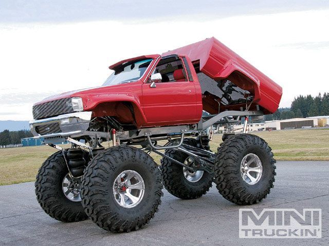 0904mt_11_z+1987_toyota_hilux_4x4+custom_truck_bed.jpg