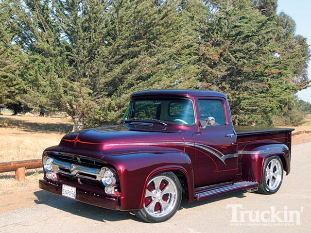 0905tr_01_z+1956_ford_f100+left_side_angle.jpg