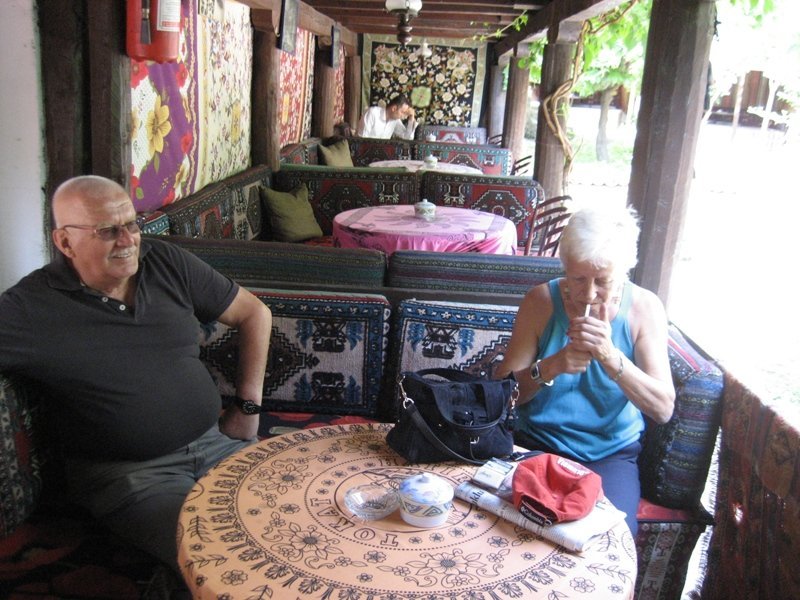 105 Tokat-Konak bahÃƒÂƒÃ‚ÂƒÃƒÂ‚Ã‚Â§esinde kahveler.jpg