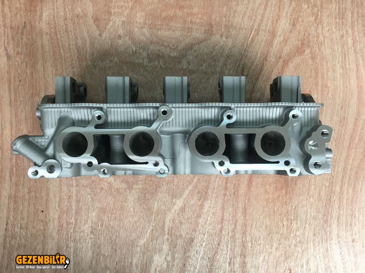 11110-82602 Suzuki Samurai 1.3 8v 1990-1998 Vitara 1.6 8v Carb. Cylinder Head_3.jpeg