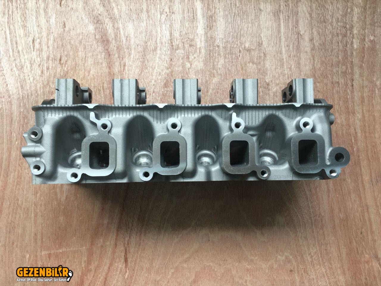 11110-82602 Suzuki Samurai 1.3 8v 1990-1998 Vitara 1.6 8v Carb. Cylinder Head_4.jpeg