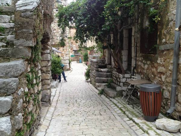 1255208_10151801758389485_348197357_n.jpg 1255208_10151801758389485_348197357_n.jpg