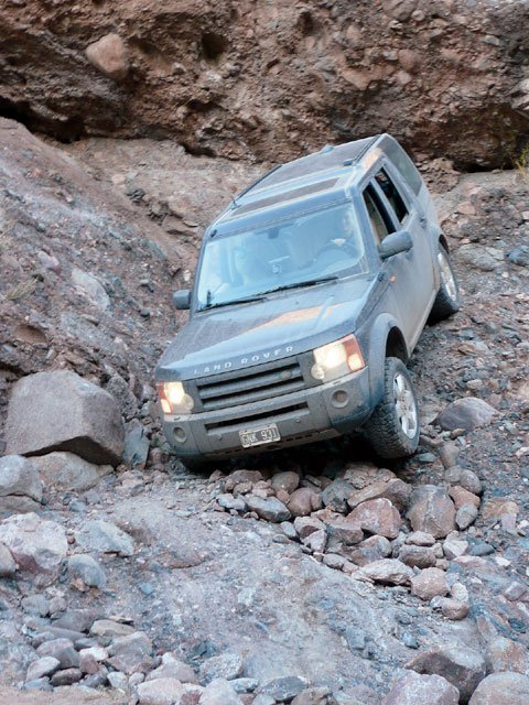 129_0807_14_z+land_rover_discovery_argentina+rock_trail.jpg