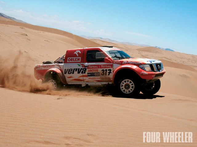 129_0905_07_z+dakar_2009_race+nissan_4x4.jpg