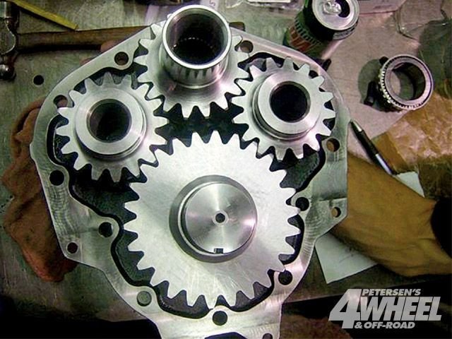 131_0908_02_z+axletech_portal_axles+gearing.jpg