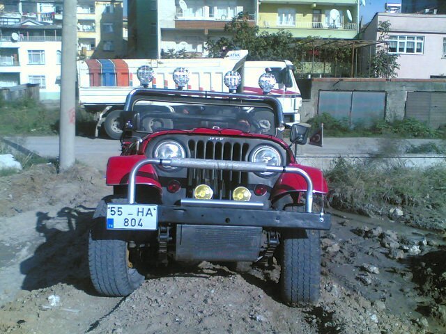 154250_1499524174632_1429993495_31233981_7466432_n - Kopya.jpg