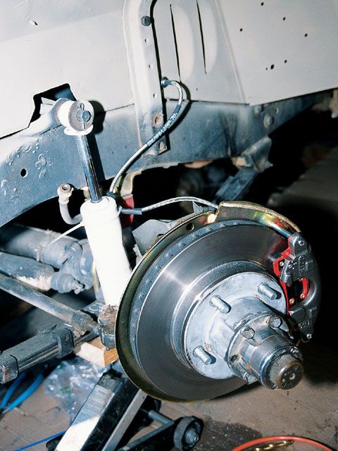 154_0704_07_z+early_jeep_disk_brake_conversion+disk_brake_conversion_finished.jpg