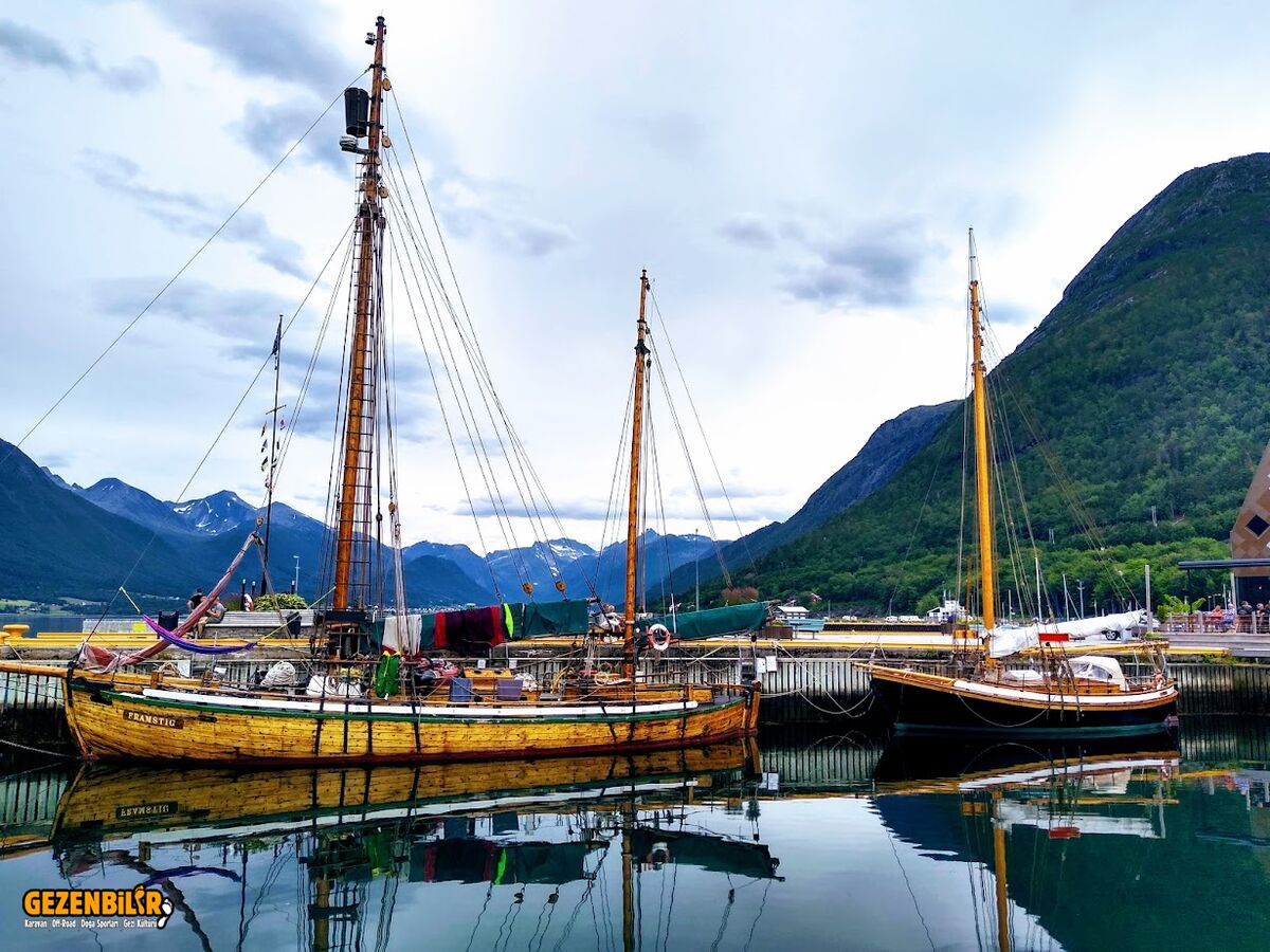 1642755490037.png 1642755490037.png