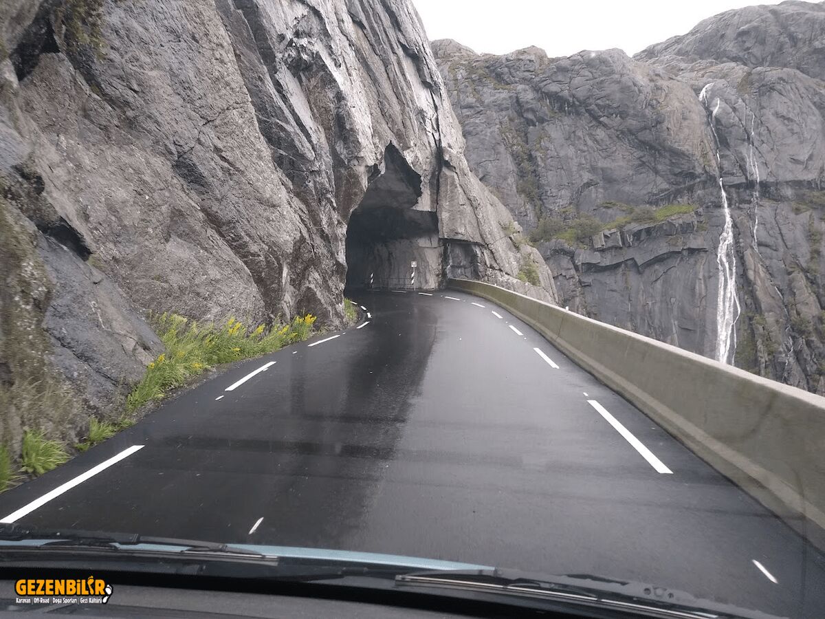 1642755665080.png 1642755665080.png