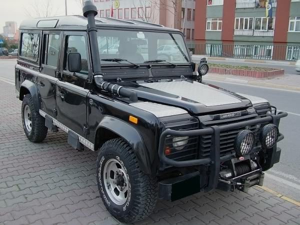 198820DEFENDER20SIYAH2015320020KM.jpg