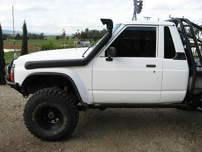 1989-Nissan Patrol3.jpg