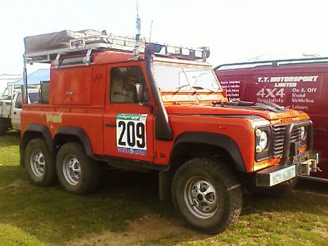 1995-DEFENDER-hybrid6x6.jpg