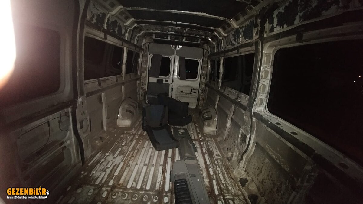 2-Araç Demontaj Sonrası.jpg