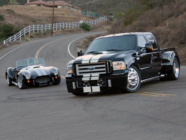 2000_Ford_F350_4x4_modified_pick-up.jpg