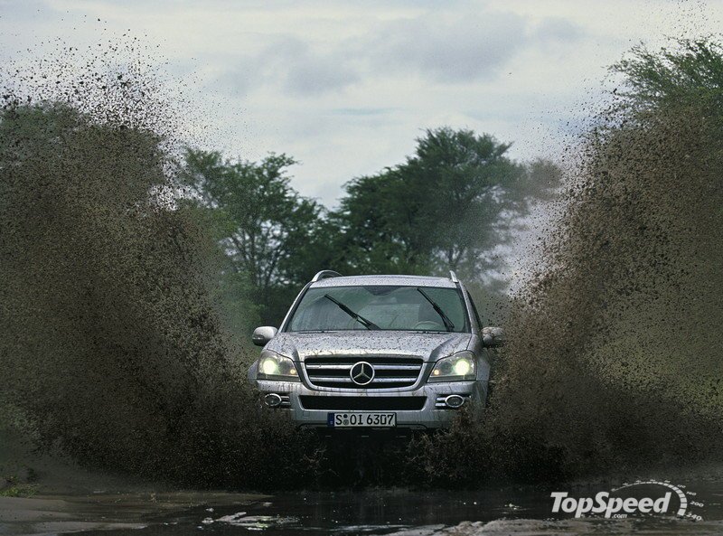 2007-mercedes-gl-class-27_800x0w.jpg