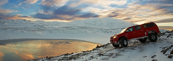 2007-toyota-hilux-doublecap-hilux_vid_saudafell_pano.jpg