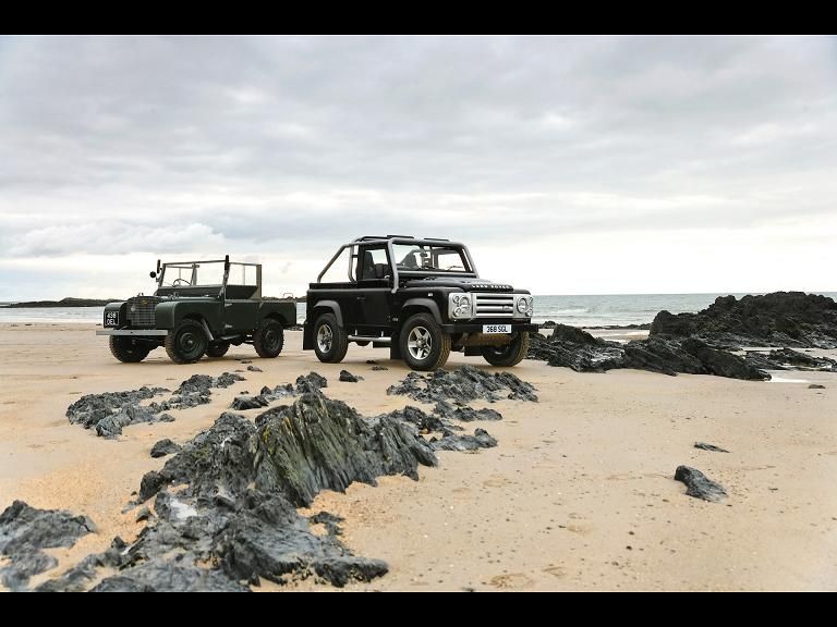 2008-Land-Rover-Defender-SVX-1948-Huey-2-1920x1440.jpg