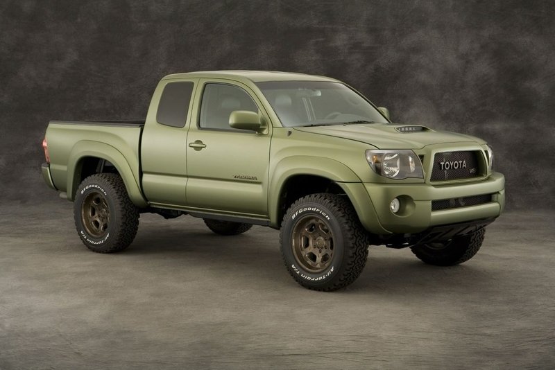 2008-toyota-tacoma-v8-incross-concept-at-sema-2008.jpg