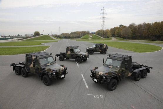 2010-mercedesbenz-gwagon-australiandefenceforce-05.jpg