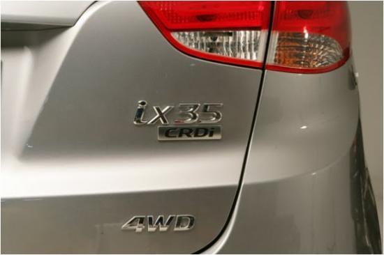 2010 hyundai ix35 teaser 02