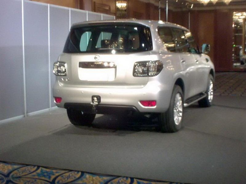 2010_Nissan_Patrol_desktop.jpg