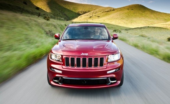 2012_jeep_grand_cherokee_srt8_105_2_cd_gallery.jpg