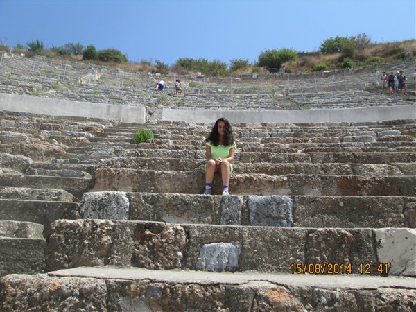 2014 A?USTOS GEZ?S? ?ZM?R EFES 7 (600 x 450).jpg