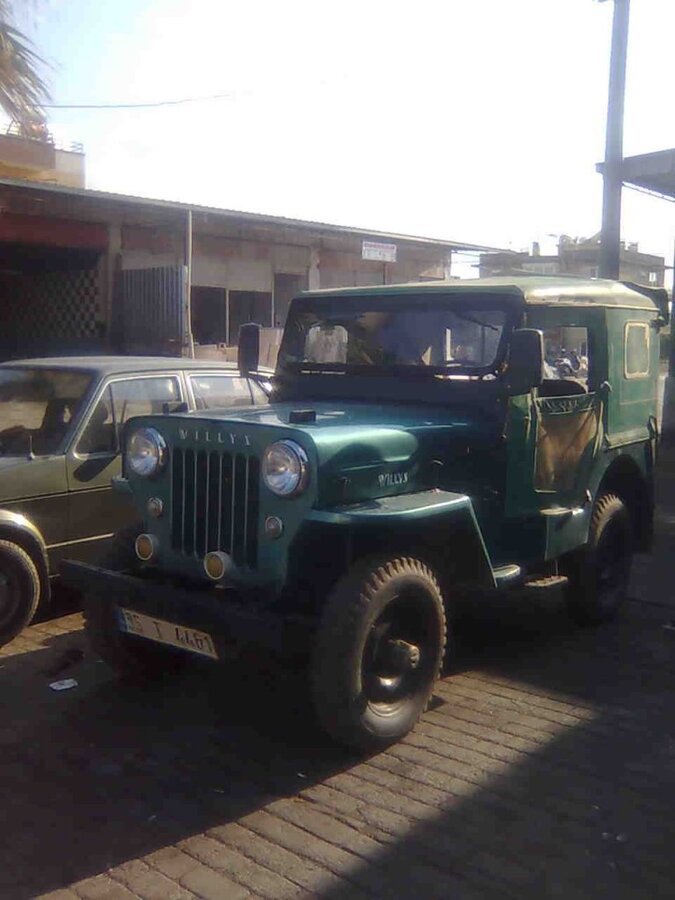 209891_1665947093500_2535683_o (1).jpg