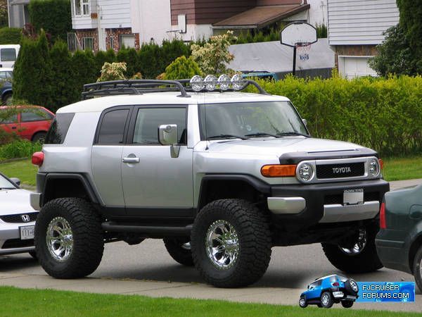 33-fj_cruiser1.jpg