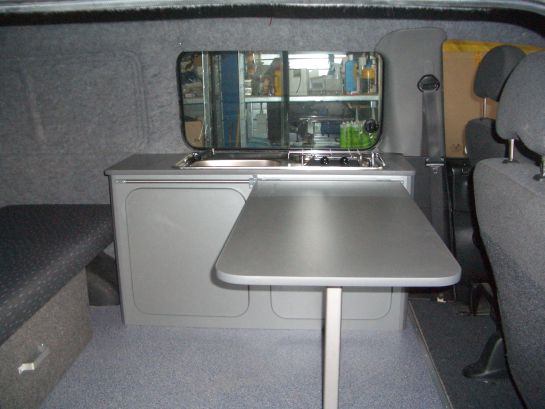 45_hyundai_h200_camper_keukenblok[1].jpg