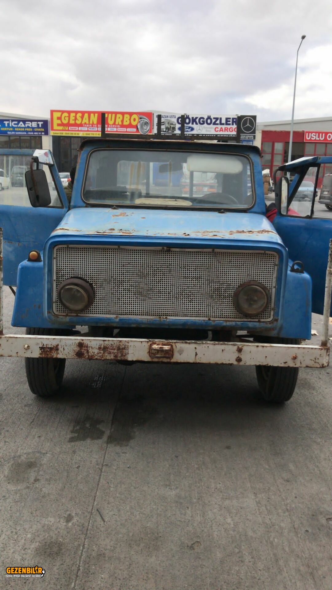 4wj6opc.jpg
