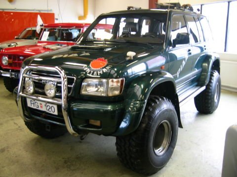4x4-trucks-iceland-isuzu-trooper-38.jpg