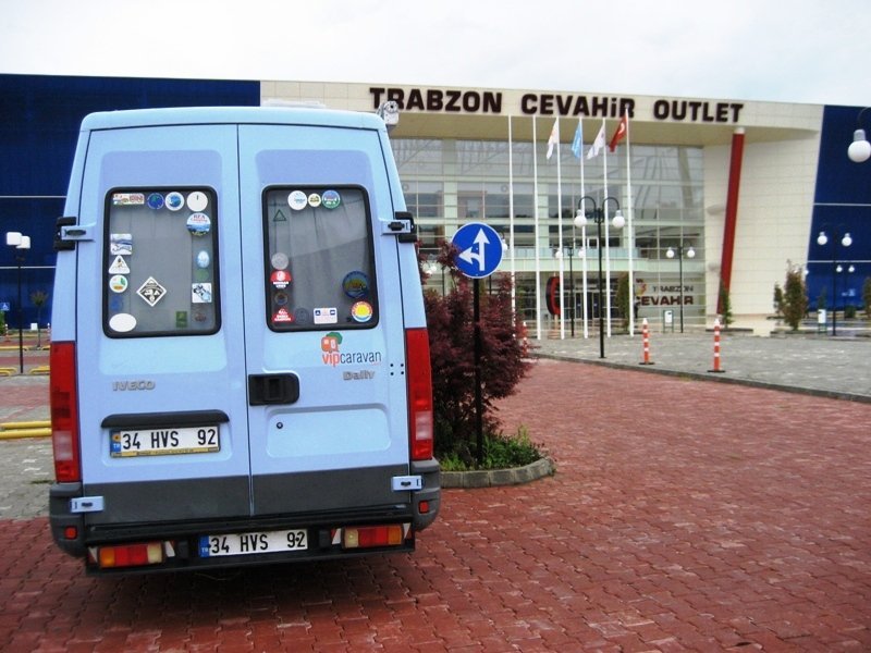 66 Trabzon-Cevahir in otoparkÃƒÂƒÃ‚Â„ÃƒÂ‚Ã‚Â±nda.jpg