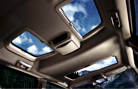 6_Interior_Sunroof.jpg