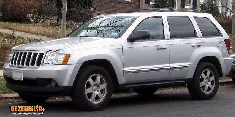 800px-2008-2010_Jeep_Grand_Cherokee_--_01-07-2012.jpg