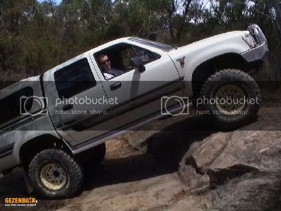 93ozHilux1.jpg