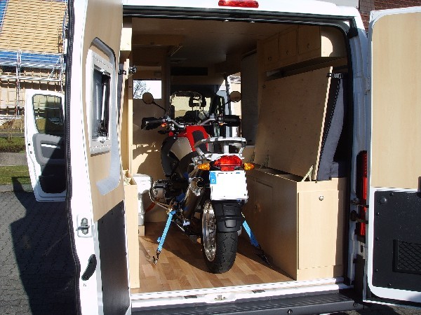 9MotoCamperMotorradtransport.JPG
