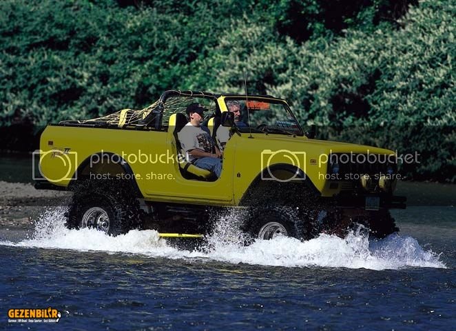 al_Harvester_Scout_IIFront_Passenger_Side_In_Water.jpg