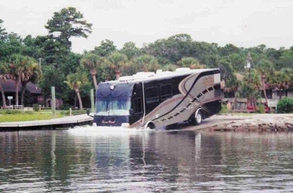 Amphibious Motorhome.jpg