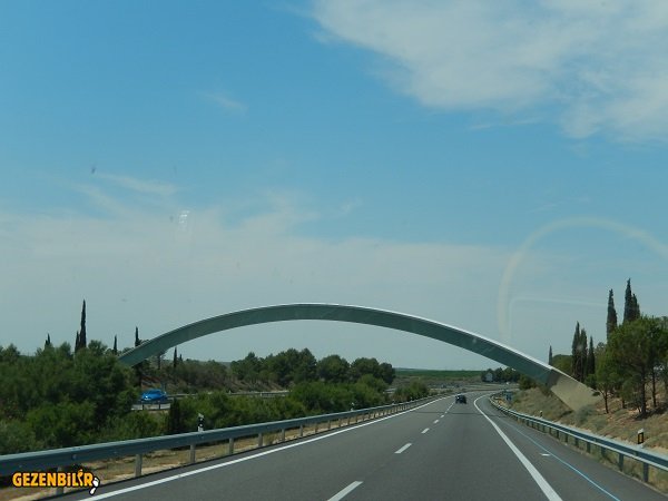 Barca - Madrid yolu 2.jpg