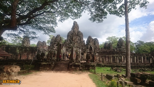 Bayon (1).jpg Bayon (1).jpg