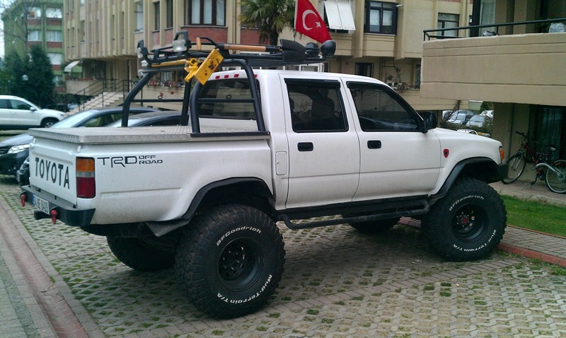 best hilux.jpg best hilux.jpg