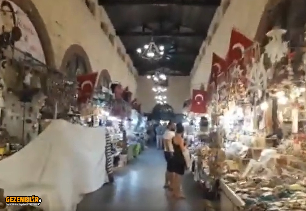 Çanakkale Aynalı Çarşı.jpg