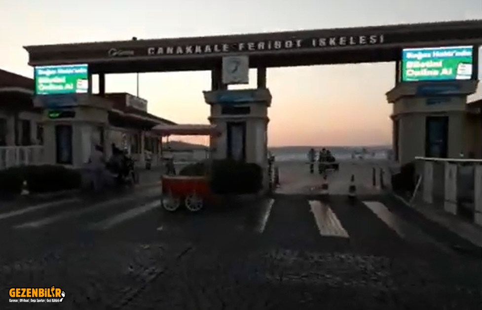 Çanakkale Sahil 4 Feribot İskelesi.jpg