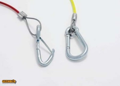 Clip-carabiner.low-res.jpg