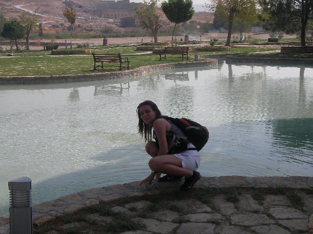 Cumhuriyet 1 056.jpg